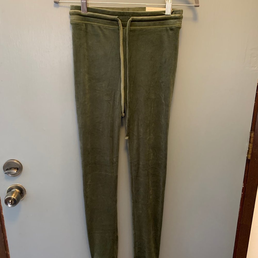 AE Plush Velour High Waist Leggings